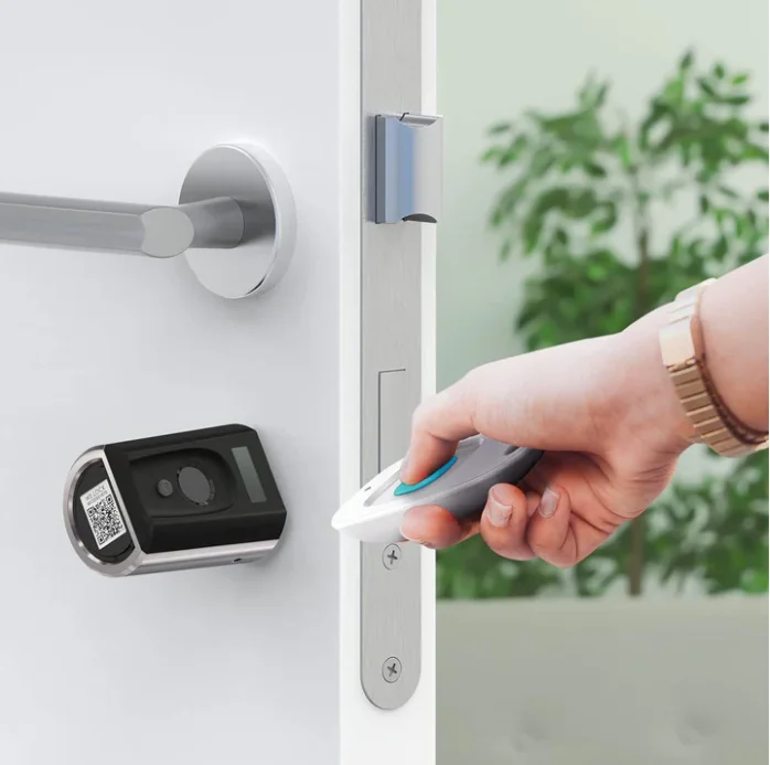 Пульт дистанционного управления с Bluetooth для умных электронных цилиндрических замков We.Lock (новейшая версия SBR и SBR+Plus)
Пульт дистанционного управления с Bluetooth для умных электронных цилиндрических замков We.Lock (новейшая версия SBR и SBR+Plus)