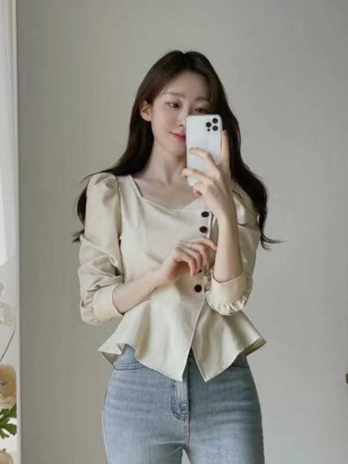 Korean Sle Slim Fit Bubble Sve irt Women Faionable Spring Long Sve Square Collar ort Length Ele Top
Korean Sle Slim Fit Bubble Sve irt Women Faionable Spring Long Sve Square Collar ort Length Ele Top