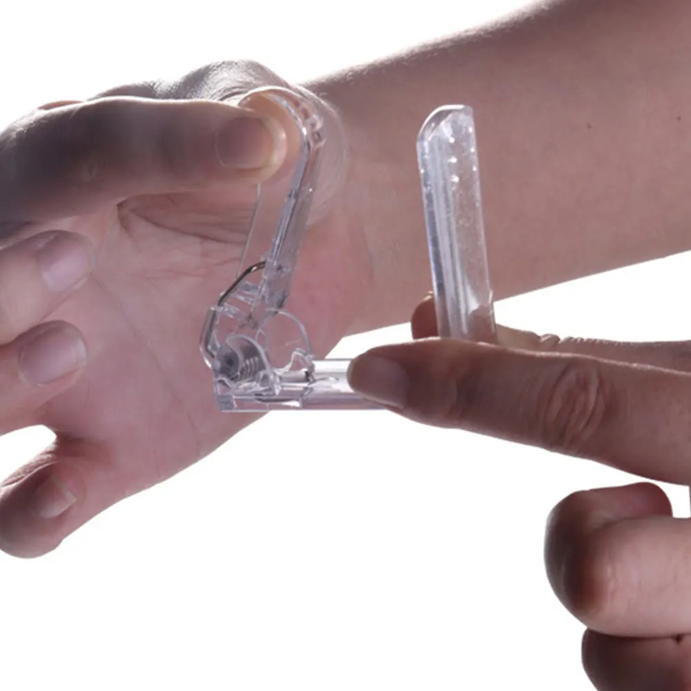 20pcs Tablecloth Clips Transparent Plastic Windproof Holders For Outdoor Camping Picnic Wedding Restaurant Buffet Use
20pcs Tablecloth Clips Transparent Plastic Windproof Holders For Outdoor Camping Picnic Wedding Restaurant Buffet Use