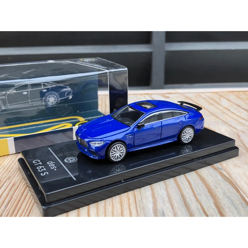 PARA64 литой под давлением масштаб 1:64 GT 63 S сплав имитация модели автомобиля для взрослых коллекция хобби шоу украшение подарок
PARA64 литой под давлением масштаб 1:64 GT 63 S сплав имитация модели автомобиля для взрослых коллекция хобби шоу украшение подарок