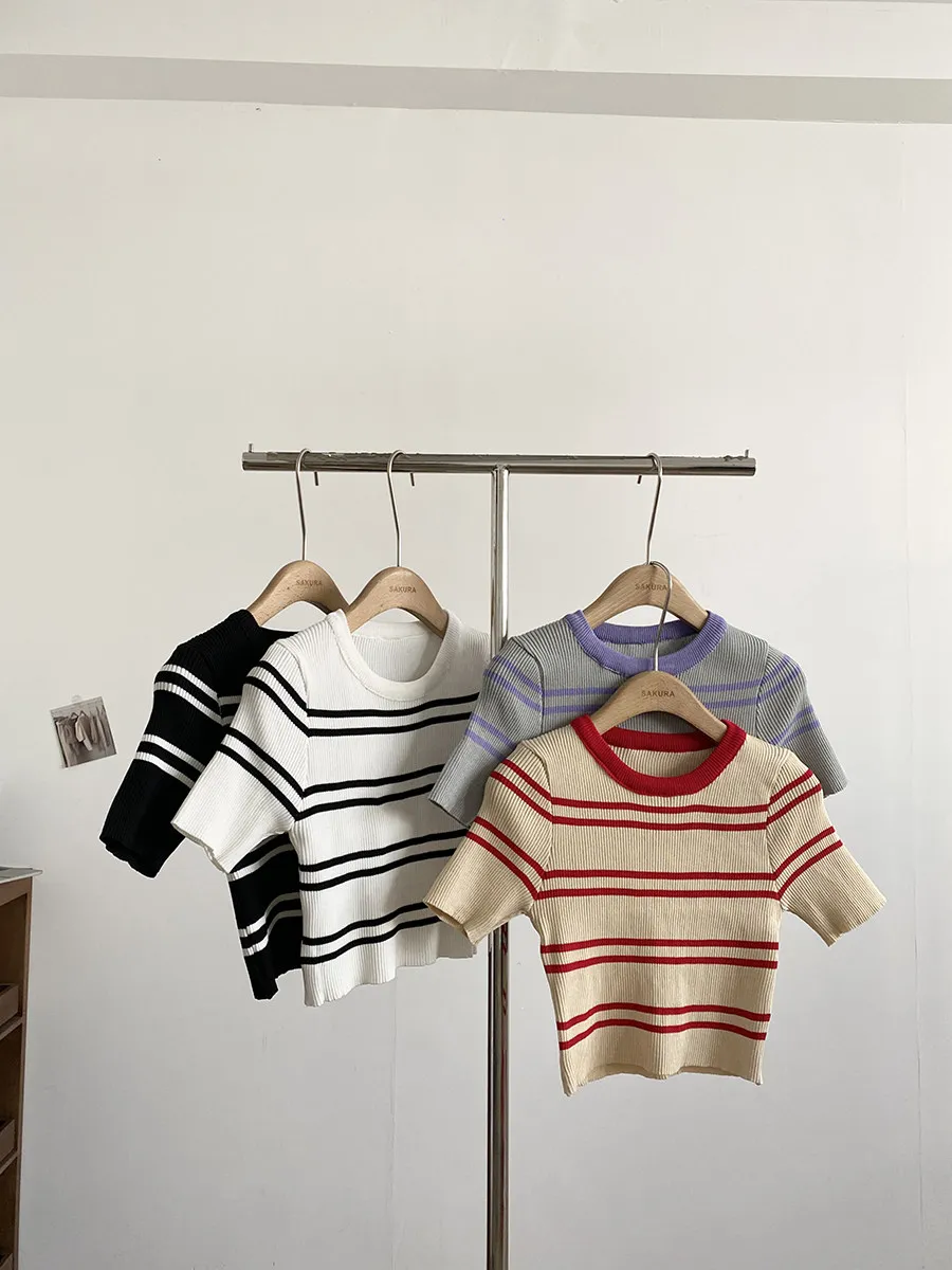 Korean Style Casual Striped round Neck Short Sleeve Knitted Sweater Women's Slimming Top Trendy Spring New Arrival
Korean Style Casual Striped round Neck Short Sleeve Knitted Sweater Women's Slimming Top Trendy Spring New Arrival