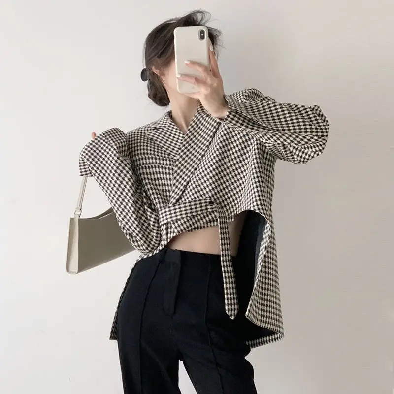 Women Clothing 2022 Spring Autumn Irregular Design Sense Plaid French Style Short Coat Women New Fashionable Jacket Coat Women
Women Clothing 2022 Spring Autumn Irregular Design Sense Plaid French Style Short Coat Women New Fashionable Jacket Coat Women
