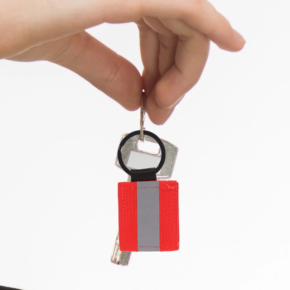 8pcs Reflective Keychains Double Sided Safety Tags for Backpack Zippers Handbags High Visibility Camping Hiking Gear
8pcs Reflective Keychains Double Sided Safety Tags for Backpack Zippers Handbags High Visibility Camping Hiking Gear