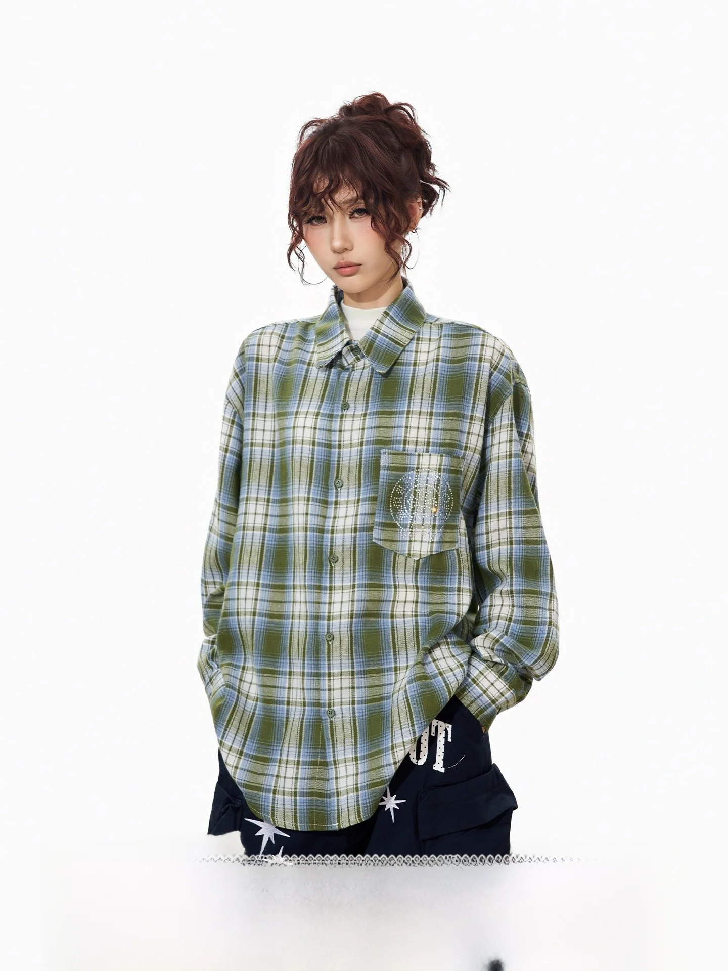 S3T5 Green Plaid Brushed Long Sleeve Casual Shirt Loose Fit Shoulder Slimming Top for Men And Women Spring Vintage American S...
S3T5 Green Plaid Brushed Long Sleeve Casual Shirt Loose Fit Shoulder Slimming Top for Men And Women Spring Vintage American S...