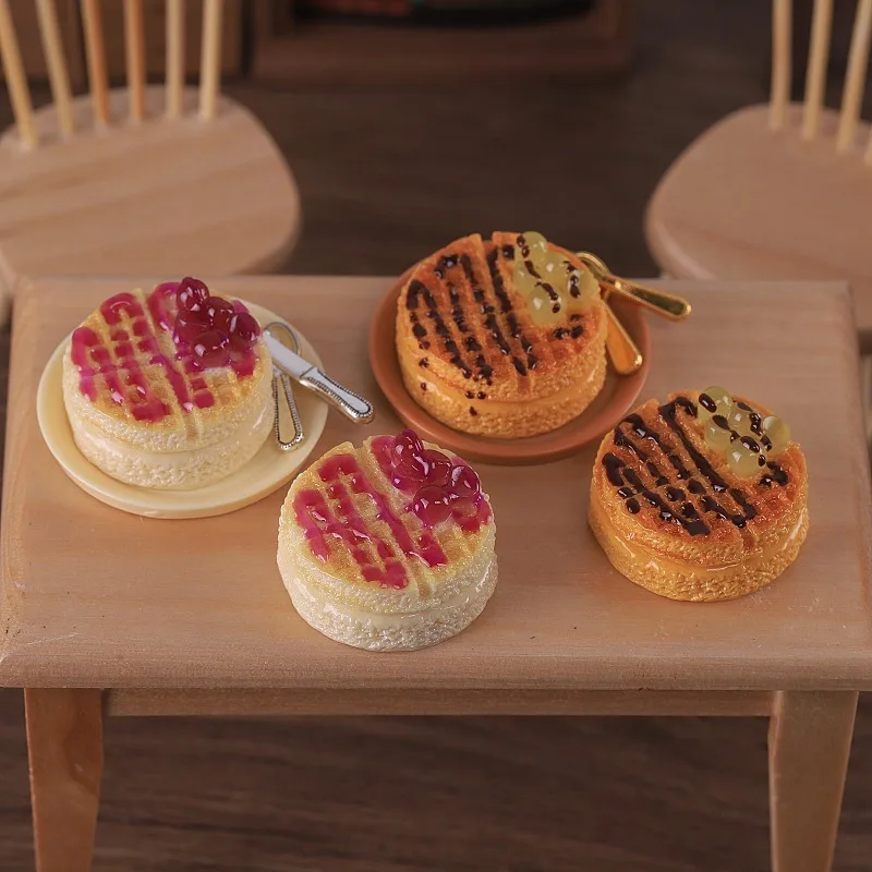 10pcs dollhouse miniature scene, simulated mini DIY resin waffle with jam cake
10pcs dollhouse miniature scene, simulated mini DIY resin waffle with jam cake