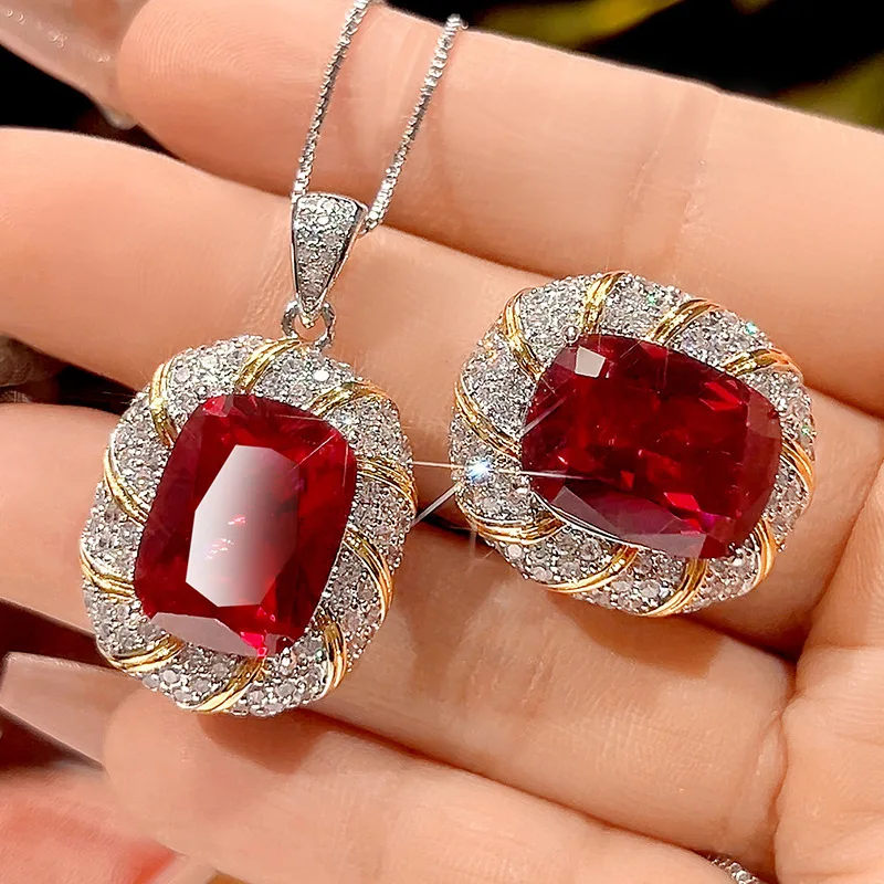 Jewelry set with gold-plated bird and red corundum, elegant women's accessory 12*16
Jewelry set with gold-plated bird and red corundum, elegant women's accessory 12*16