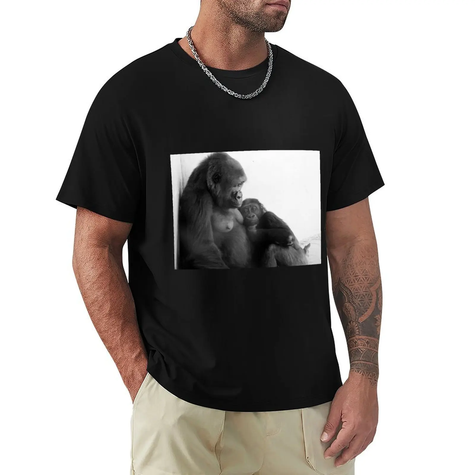 Gorilla Mom And Baby T-Shirt new edition fashion shirts summer shirt cute clothes plain black t shirts men
Gorilla Mom And Baby T-Shirt new edition fashion shirts summer shirt cute clothes plain black t shirts men