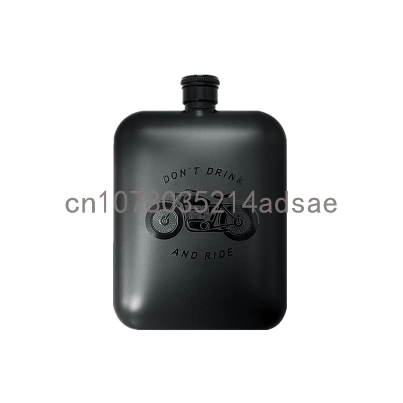 Izola Portable Hip Flask 180ml Letter Retro Outdoor Portable Wine Bottle Men and Women Holiday Gift
Izola Portable Hip Flask 180ml Letter Retro Outdoor Portable Wine Bottle Men and Women Holiday Gift