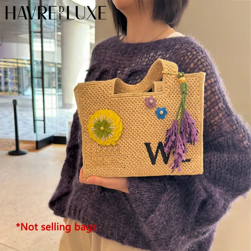 Lavender leather bag charm purple flower keychain bag pendant decoration high luxury girl gift bag accessories
Lavender leather bag charm purple flower keychain bag pendant decoration high luxury girl gift bag accessories