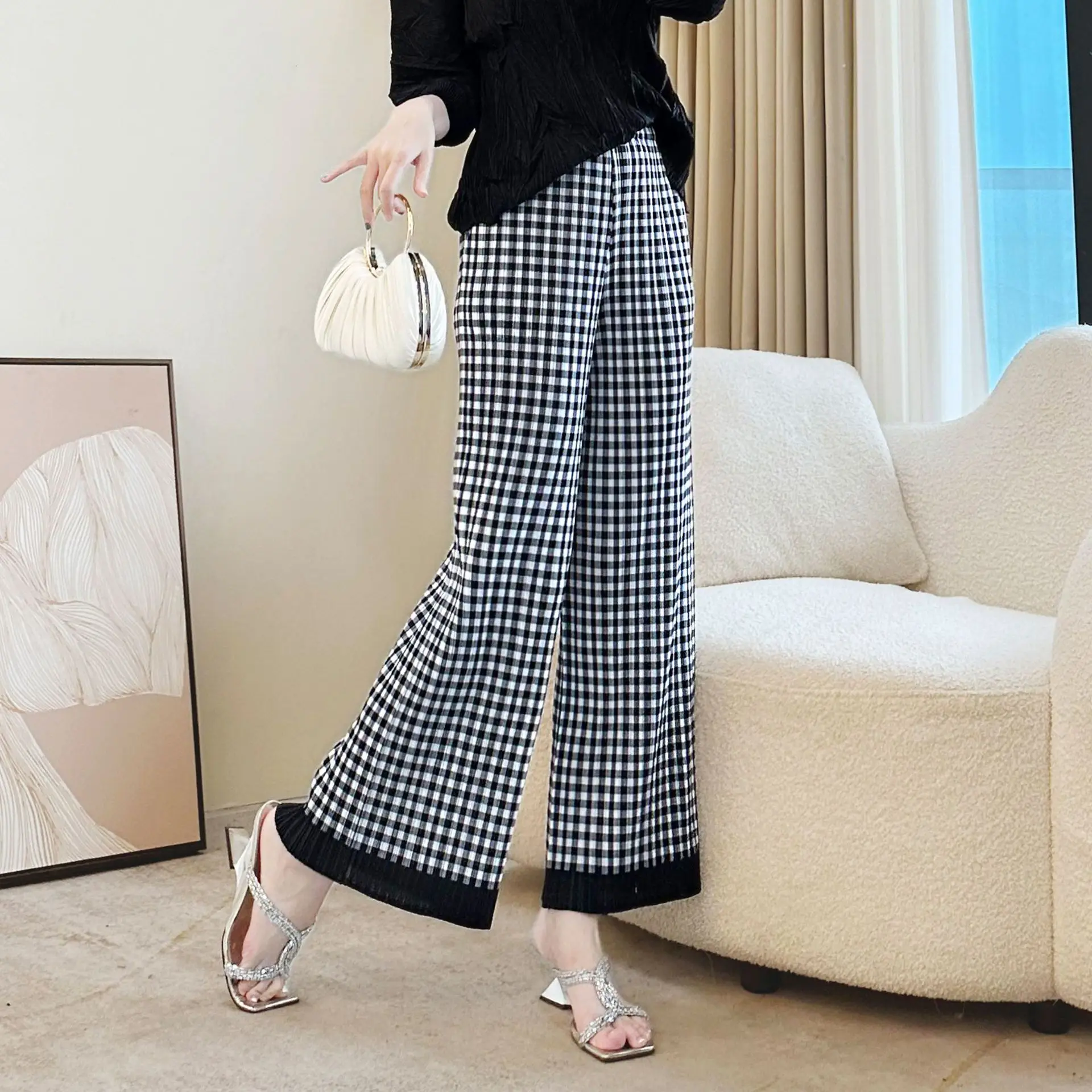 Miyake Pleated Harmony Plaid-print Straight-leg Pants
Miyake Pleated Harmony Plaid-print Straight-leg Pants