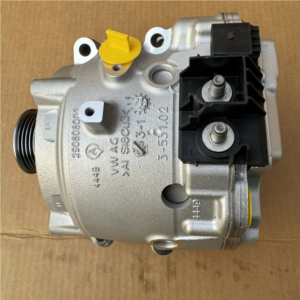4N0903028N Suitable For Audi A8L Q7 Q8 A7 A6L New Equipment Light Hybrid 48V Generator Assembly
4N0903028N Suitable For Audi A8L Q7 Q8 A7 A6L New Equipment Light Hybrid 48V Generator Assembly