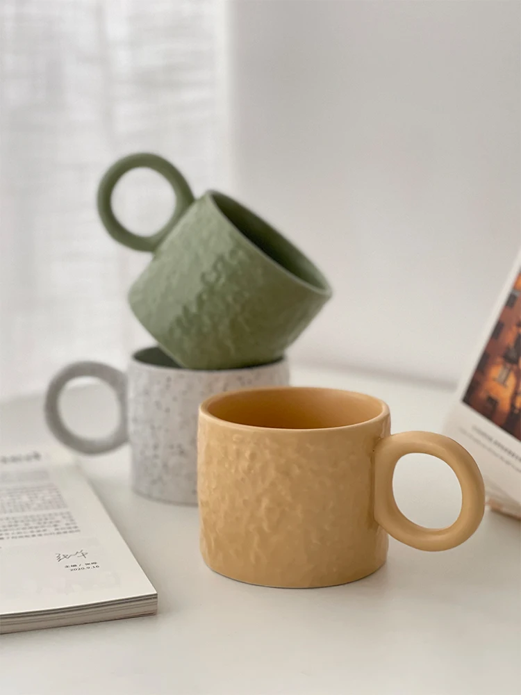 Big Ear Relief Mug Creative Round Handle Large Volume Water Cup Breakfast Cup Milk Cup Coffee Cup
Big Ear Relief Mug Creative Round Handle Large Volume Water Cup Breakfast Cup Milk Cup Coffee Cup