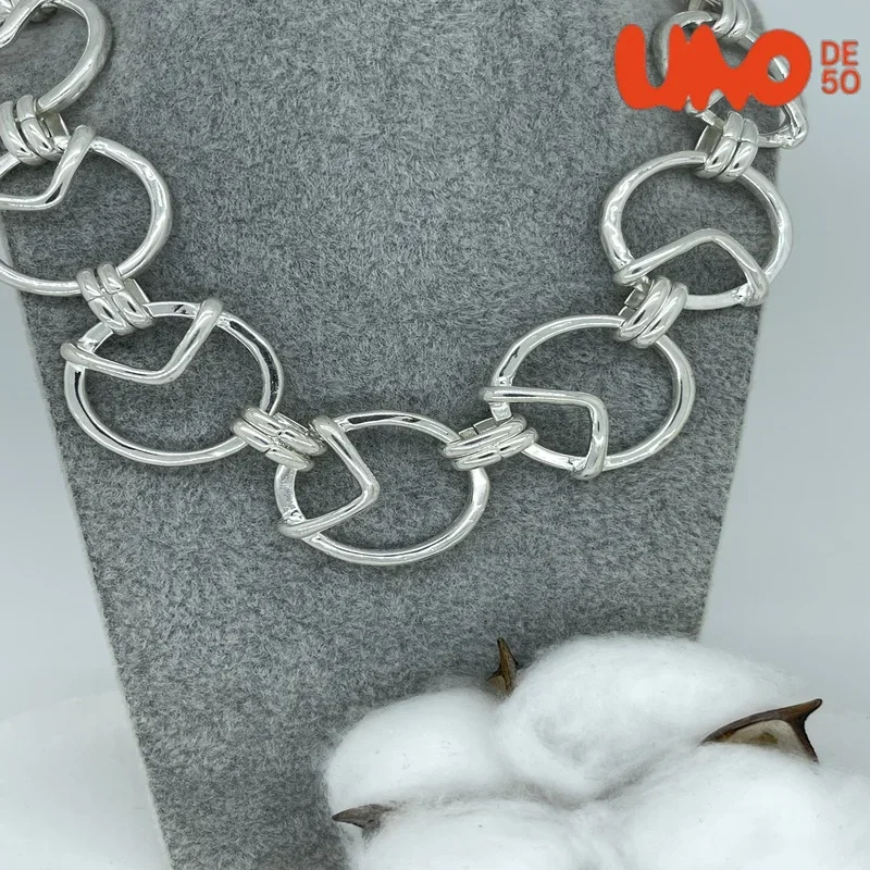 2025 Best Selling Exquisite High Quality UNO DE 50 Fashion Classic 925 Necklace Jewelry Daily Collocation Holiday Romantic Gifts
2025 Best Selling Exquisite High Quality UNO DE 50 Fashion Classic 925 Necklace Jewelry Daily Collocation Holiday Romantic Gifts