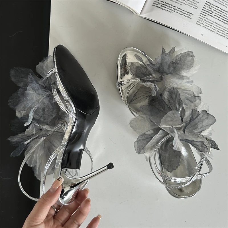 Eilyken Sexy Design Satin Flower Buckle Strap Thin Heels Women's Sandals Summer Pointed Toe Banquet Party Female Shoes
Eilyken Sexy Design Satin Flower Buckle Strap Thin Heels Women's Sandals Summer Pointed Toe Banquet Party Female Shoes