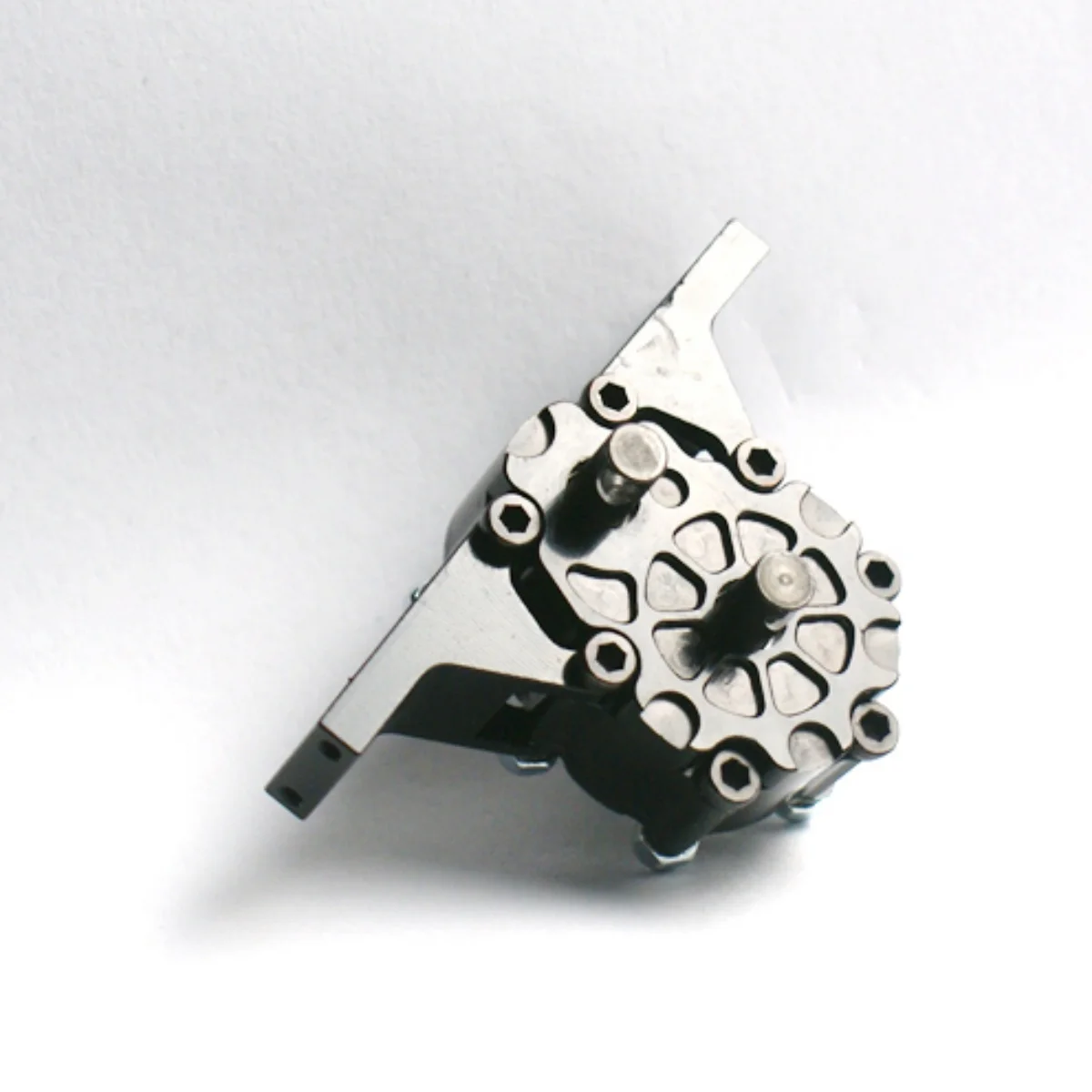 59mm Wide Transfer Case F-5005 For 1/14 Tamiya RC Lesu Scania Man Actros Tractor Tipper Dump Truck Diy Remote Control Car Model
59mm Wide Transfer Case F-5005 For 1/14 Tamiya RC Lesu Scania Man Actros Tractor Tipper Dump Truck Diy Remote Control Car Model