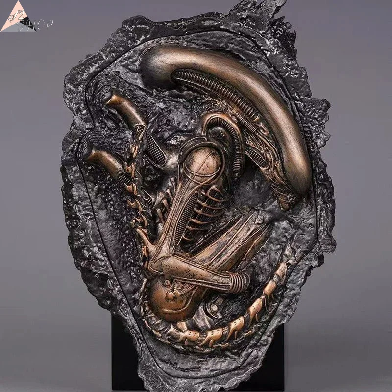 Alien Romulus Wall-Mounted Statue 2024 Movie Prop Replica Collectible with Display Base Xenomorph Horror Model for Home Decor
Alien Romulus Wall-Mounted Statue 2024 Movie Prop Replica Collectible with Display Base Xenomorph Horror Model for Home Decor