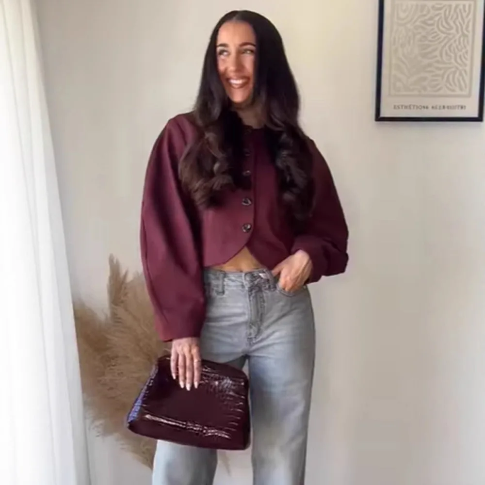 Модная повседневная стильная однотонная куртка с разрезом и роговыми рукавами, новая осенняя горячая распродажа, женское верхнее стильное пальто с открытыми манжетами и разрезом
Модная повседневная стильная однотонная куртка с разрезом и роговыми рукавами, новая осенняя горячая распродажа, женское верхнее стильное пальто с открытыми манжетами и разрезом