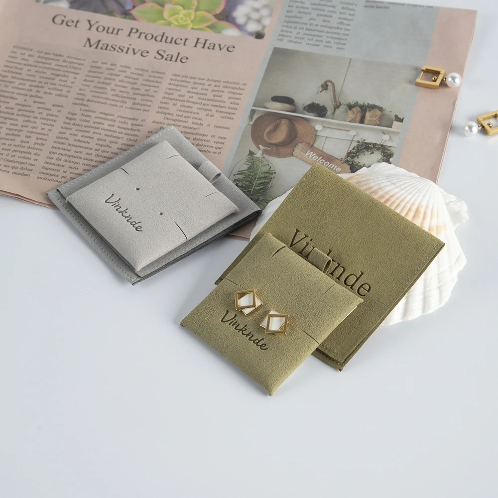 Custom Logo Printed Gift Necklace Jewellery Packaging Bag Envelope Microfiber Jewelry Earrings Organizer Pouch with Card Insert
Custom Logo Printed Gift Necklace Jewellery Packaging Bag Envelope Microfiber Jewelry Earrings Organizer Pouch with Card Insert