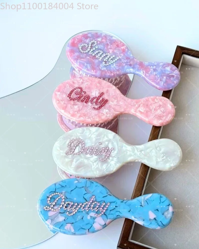 Personalized name air cushion comb, portable mini rhinestone comb, hand gift, birthday hair comb gift
Personalized name air cushion comb, portable mini rhinestone comb, hand gift, birthday hair comb gift