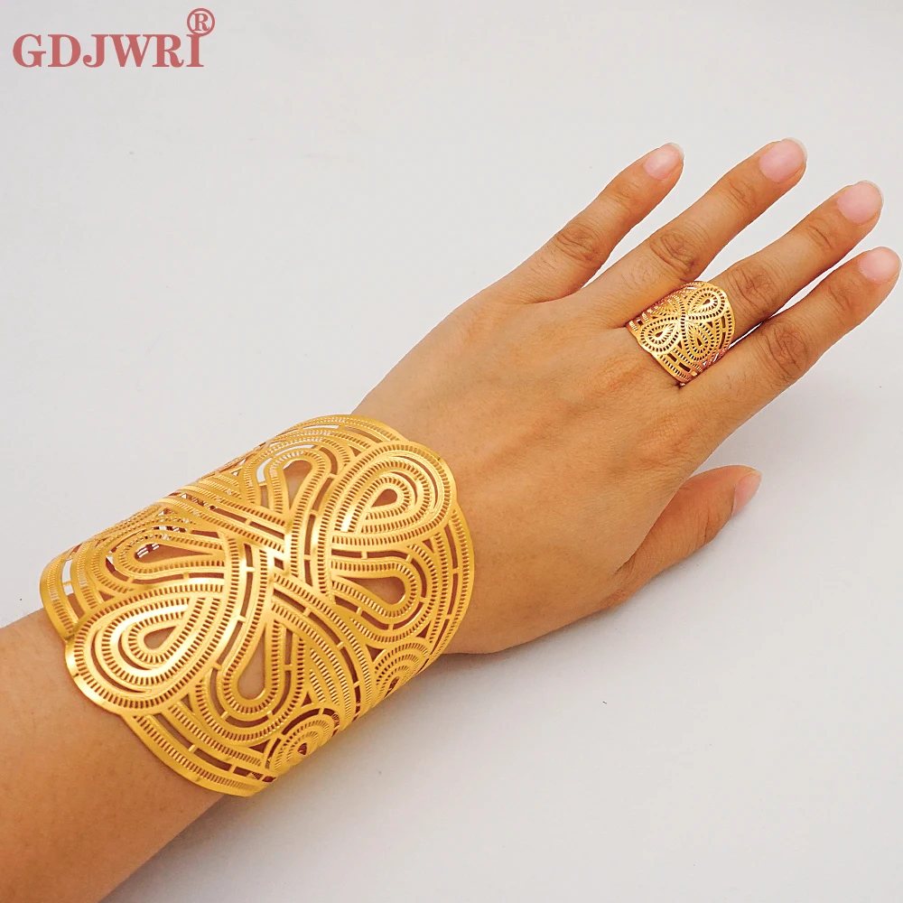 Dubai Gold Color Adjustable Chain Bangle & Ring For Women Indian France Bracelet Jewellery Nigerian African Wedding Jewelry
Dubai Gold Color Adjustable Chain Bangle & Ring For Women Indian France Bracelet Jewellery Nigerian African Wedding Jewelry