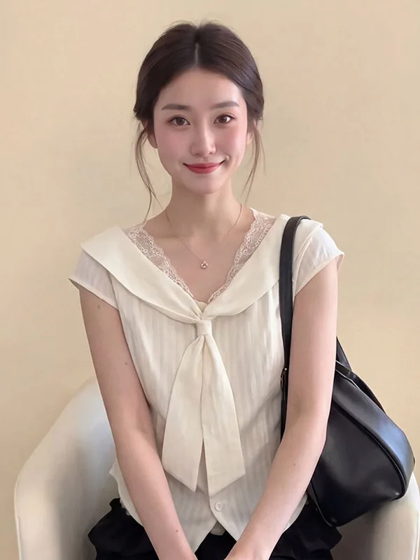 Light Color Bay Lace Trim Short Sleeve Shirt Women Summer Fashionable Striped Thin Short Top Sweet Style Slim Fit Knot
Light Color Bay Lace Trim Short Sleeve Shirt Women Summer Fashionable Striped Thin Short Top Sweet Style Slim Fit Knot