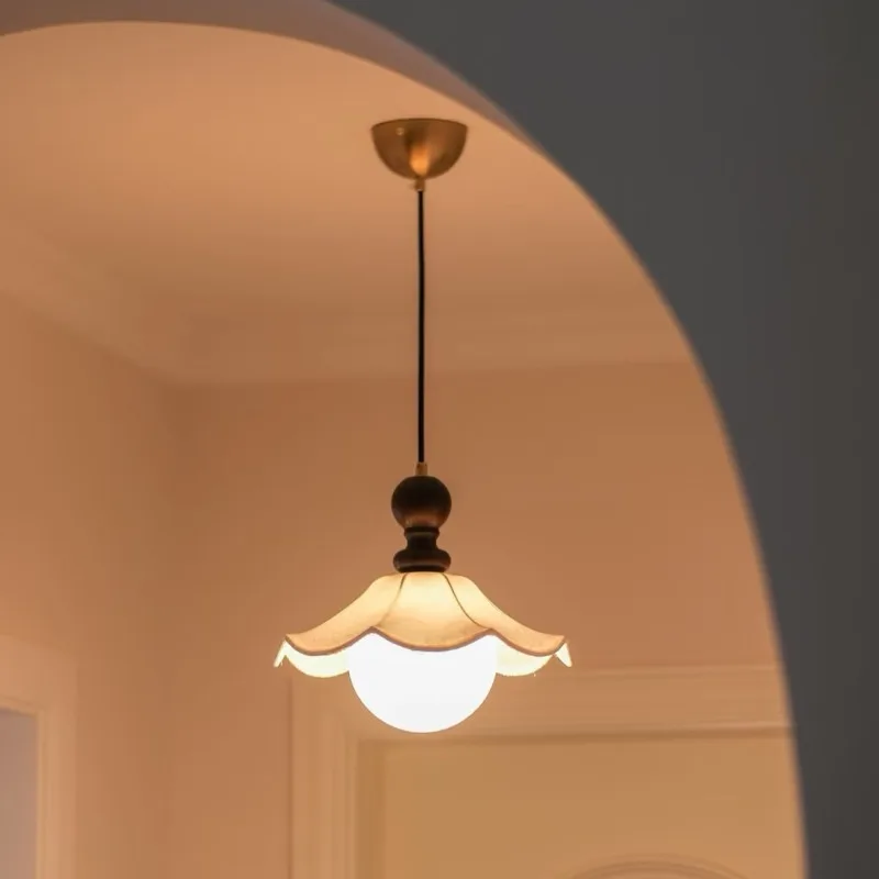 French Retro Bedside Small Pendant Lights Bedroom Dining Table Counter Entrance Hall Balcony Aisle Designer Fabric Hanging Lamps
French Retro Bedside Small Pendant Lights Bedroom Dining Table Counter Entrance Hall Balcony Aisle Designer Fabric Hanging Lamps