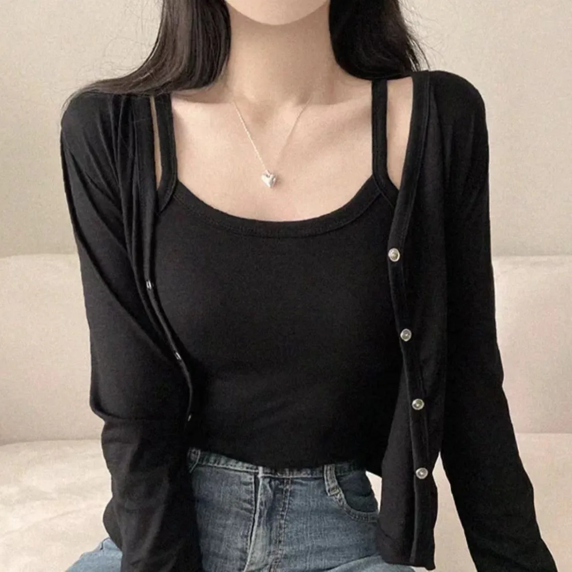 Облегающий жилет с длинными ремешками све, топ, женский базовый слой, шикарная корейская футболка, комплект весеннего сезона, другой материал 00%
Облегающий жилет с длинными ремешками све, топ, женский базовый слой, шикарная корейская футболка, комплект весеннего сезона, другой материал 00%