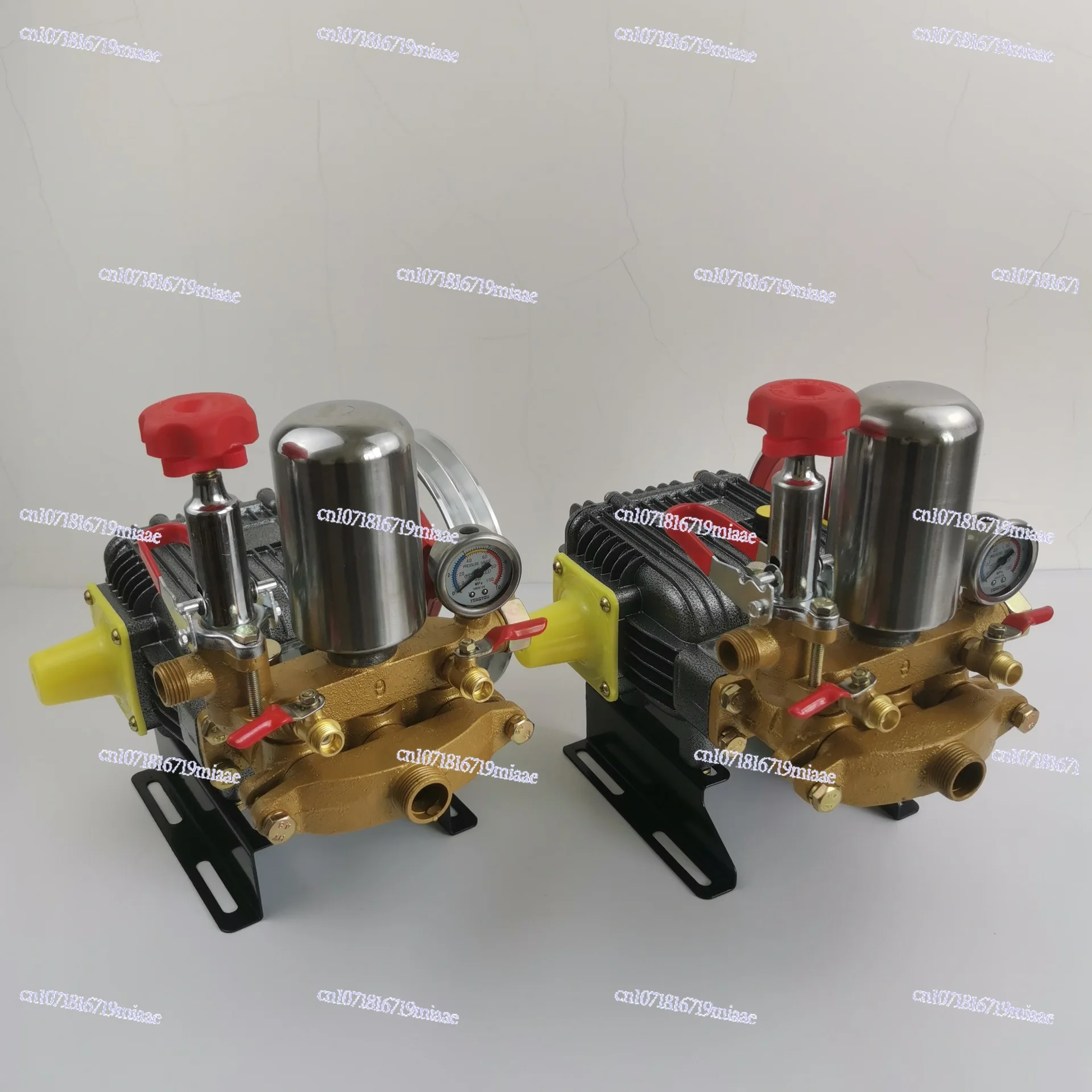 22/26 Type Three Cylinder Plunger Pump Power Sprayer High Pressure Butter-free Ceramic Sprayer Striped Agricultural Sprayer
22/26 Type Three Cylinder Plunger Pump Power Sprayer High Pressure Butter-free Ceramic Sprayer Striped Agricultural Sprayer