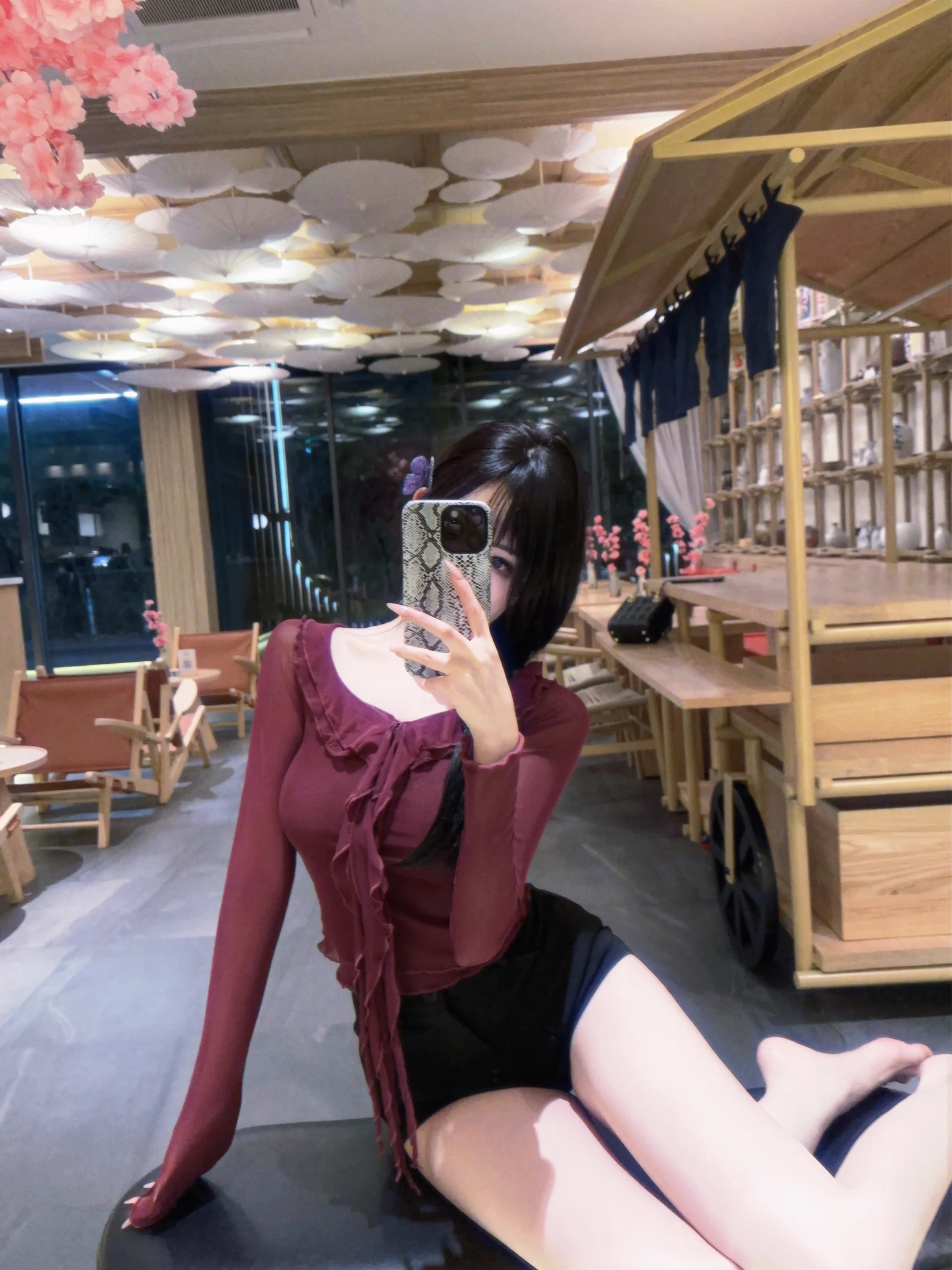 Eva Long Sve Me Breathable ort Top V Ne Slim Fit Hollow out Bell Sve Elastic Waistline Sli Casual irt
Eva Long Sve Me Breathable ort Top V Ne Slim Fit Hollow out Bell Sve Elastic Waistline Sli Casual irt