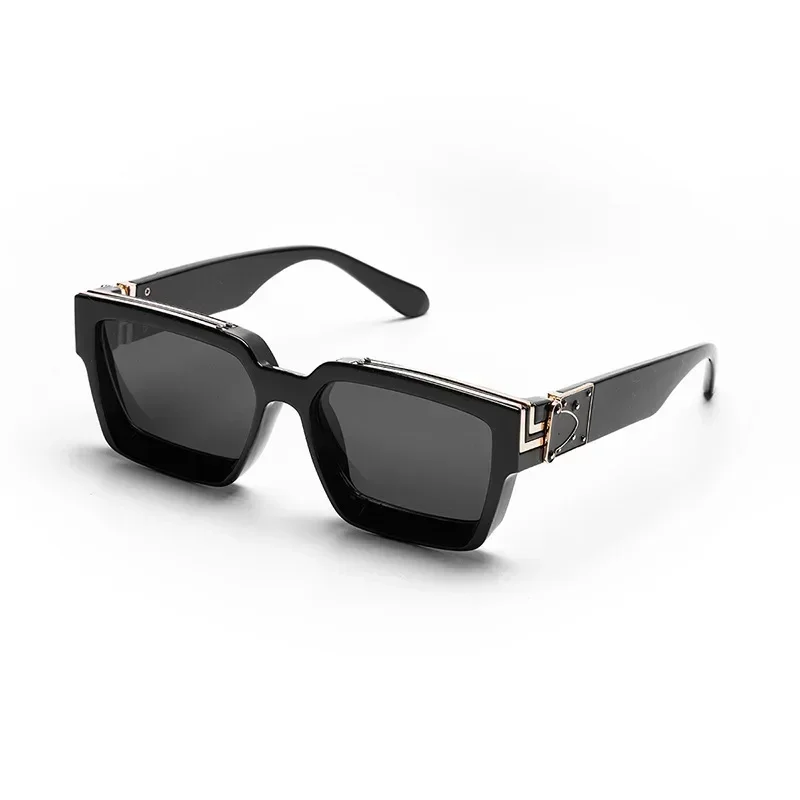 Vintage Small Frame Rectangular Sunglasses for Women, Trendy Retro Millionaire Shades for European and American Beach Travel
Vintage Small Frame Rectangular Sunglasses for Women, Trendy Retro Millionaire Shades for European and American Beach Travel