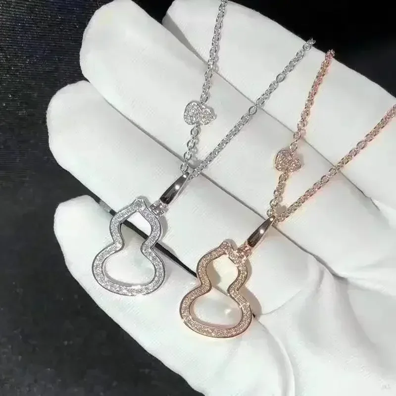 Trend Classic 925 Sterling Silver Large White Nacre Gourd Pendant 18K Rose Gold Neckle Women Luxury Brand Jewelry Accessory
Trend Classic 925 Sterling Silver Large White Nacre Gourd Pendant 18K Rose Gold Neckle Women Luxury Brand Jewelry Accessory