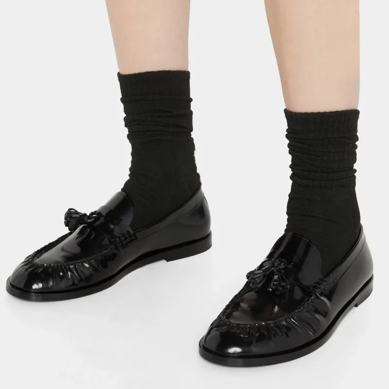 Autumn Winter Soft and Comfortable Leather Flat Shoes Tassel Black Cowhide Loafers for Women
Autumn Winter Soft and Comfortable Leather Flat Shoes Tassel Black Cowhide Loafers for Women