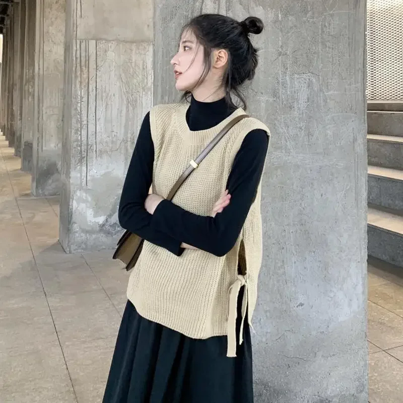 Sweater Vests Women Lace-up Design Knitted Autumn Side-slit Basic Female Solid Harajuku All-match Street Style Retro Preppy Chic
Sweater Vests Women Lace-up Design Knitted Autumn Side-slit Basic Female Solid Harajuku All-match Street Style Retro Preppy Chic