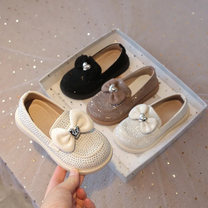 Fashion children's performance shoes girls casual shoes with bows princess-style sweet single shoes kids formal leather students
Fashion children's performance shoes girls casual shoes with bows princess-style sweet single shoes kids formal leather students