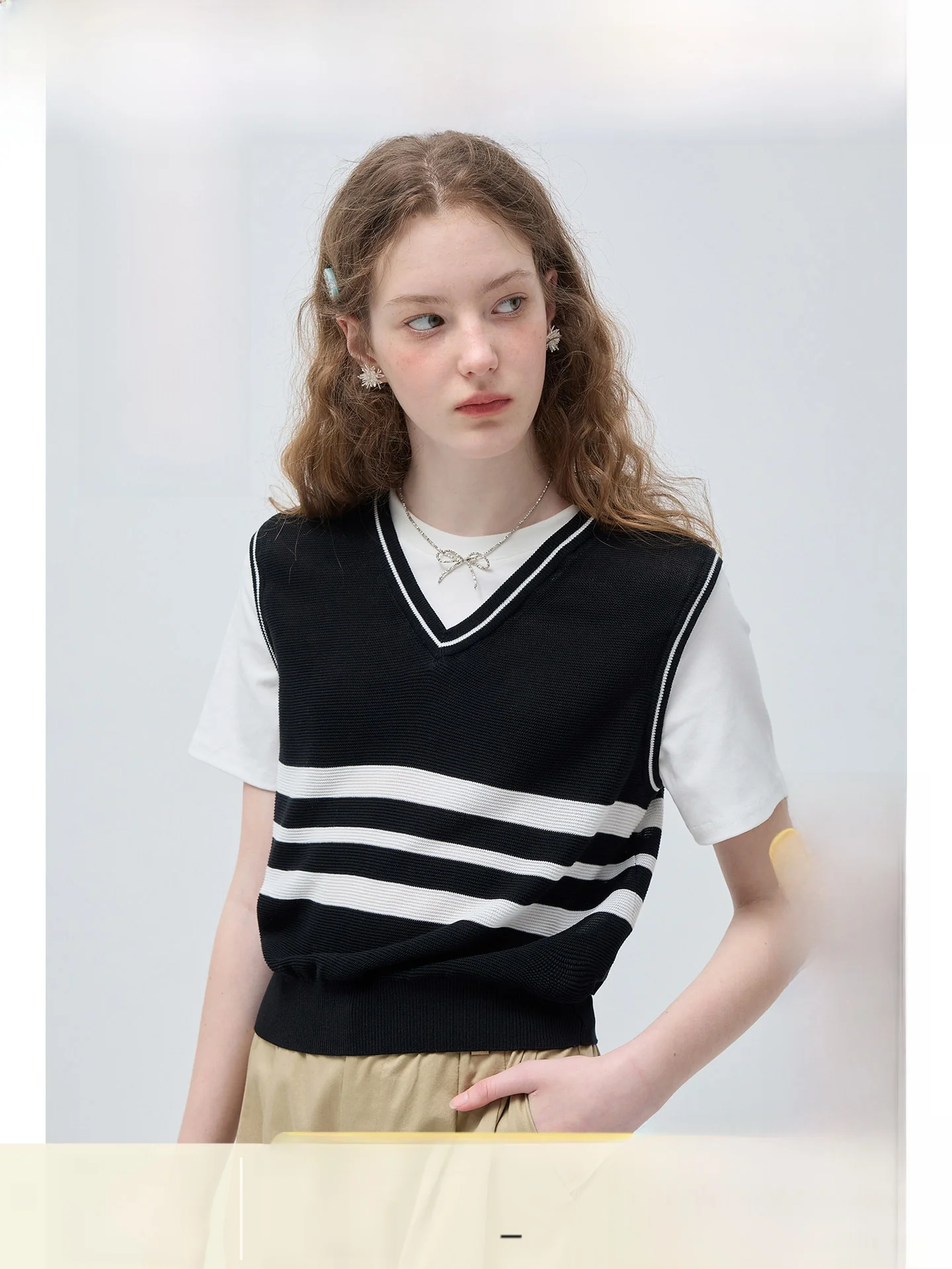 plus Size Women's Striped Knit Shirt Fake Two-Piece Short Sleeve T-Shirt Lenzing Summer Micro Plump MM Top Commute Style Kore...
plus Size Women's Striped Knit Shirt Fake Two-Piece Short Sleeve T-Shirt Lenzing Summer Micro Plump MM Top Commute Style Kore...