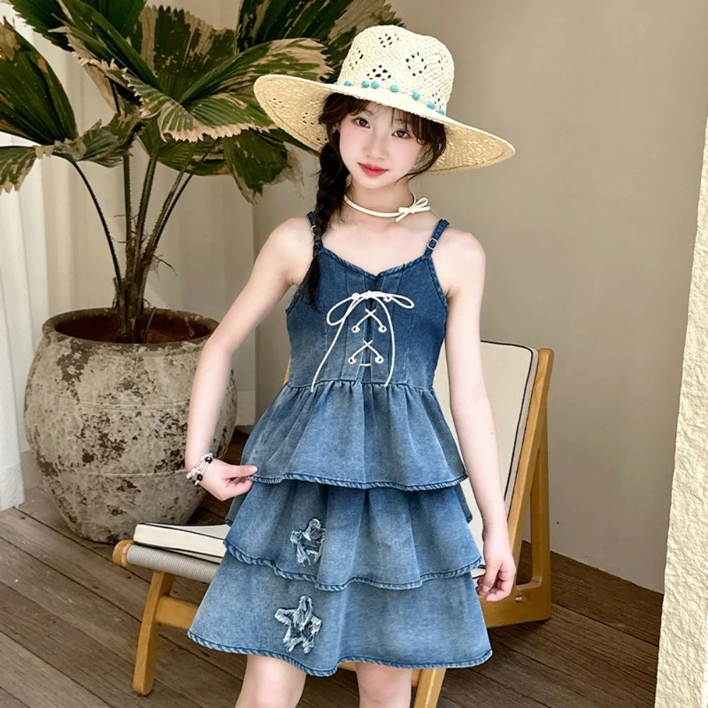 Sleeveless Children Denim Strap Skirt Holiday Princess Girls Cowboy Dress Loose Casual Ruffled Gradient Puff Dress Travel
Sleeveless Children Denim Strap Skirt Holiday Princess Girls Cowboy Dress Loose Casual Ruffled Gradient Puff Dress Travel
