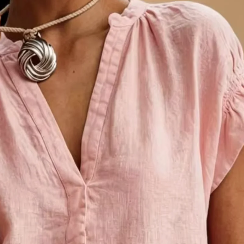 Casual Women Blouse V Neck Ruffled Short Sleeve Tops, Pure Color Loose Fit Pullover Tops for Everyday Wear
Casual Women Blouse V Neck Ruffled Short Sleeve Tops, Pure Color Loose Fit Pullover Tops for Everyday Wear
