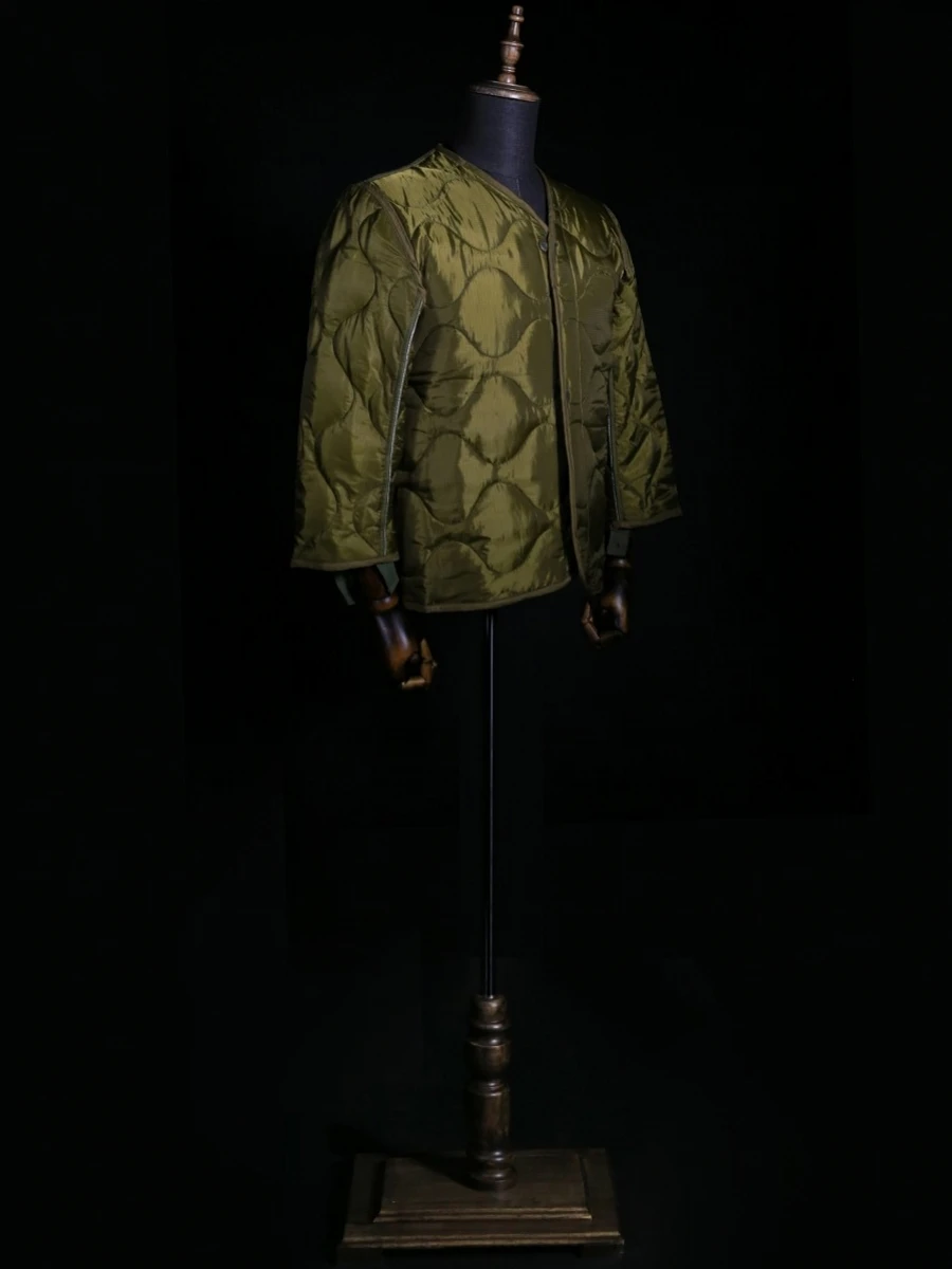 Высокоэффективная утепленная куртка ACE Flooding Life M65 с внутренним утеплителем New Snowy Li, повседневная хлопковая куртка M со съемной внутренней подкладкой
Высокоэффективная утепленная куртка ACE Flooding Life M65 с внутренним утеплителем New Snowy Li, повседневная хлопковая куртка M со съемной внутренней подкладкой