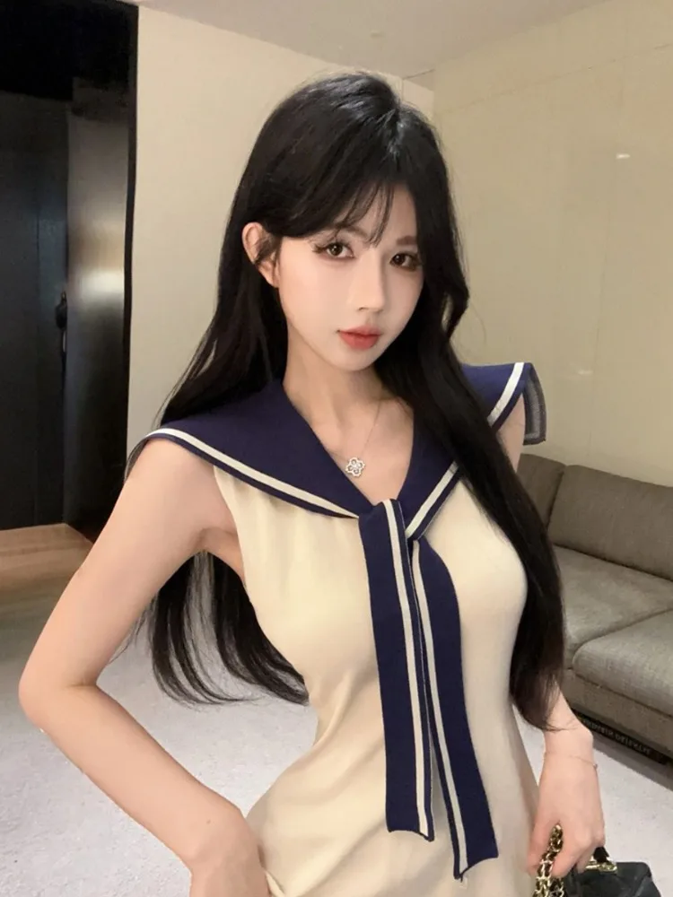 Sweet Pure Girl Navy Collar Patchwork Color Knitted Slim Fit Sleeveless Short Dress Korean Style Commute Uniform Skirt
Sweet Pure Girl Navy Collar Patchwork Color Knitted Slim Fit Sleeveless Short Dress Korean Style Commute Uniform Skirt