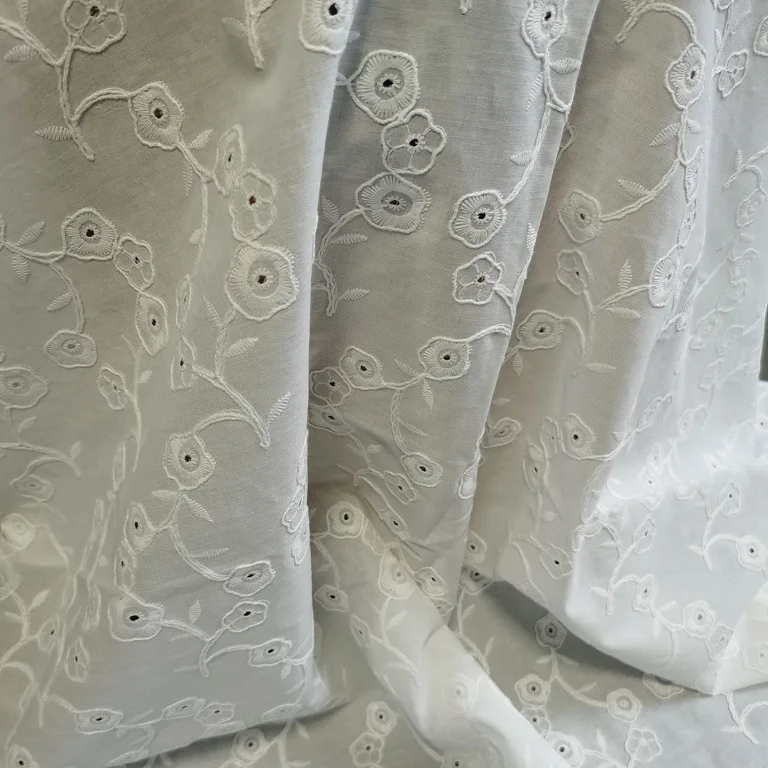 High-quality white 3D floral hollow embroidery cotton fabric, for dresses,clothes,tablecloths,DIY curtain materials
High-quality white 3D floral hollow embroidery cotton fabric, for dresses,clothes,tablecloths,DIY curtain materials