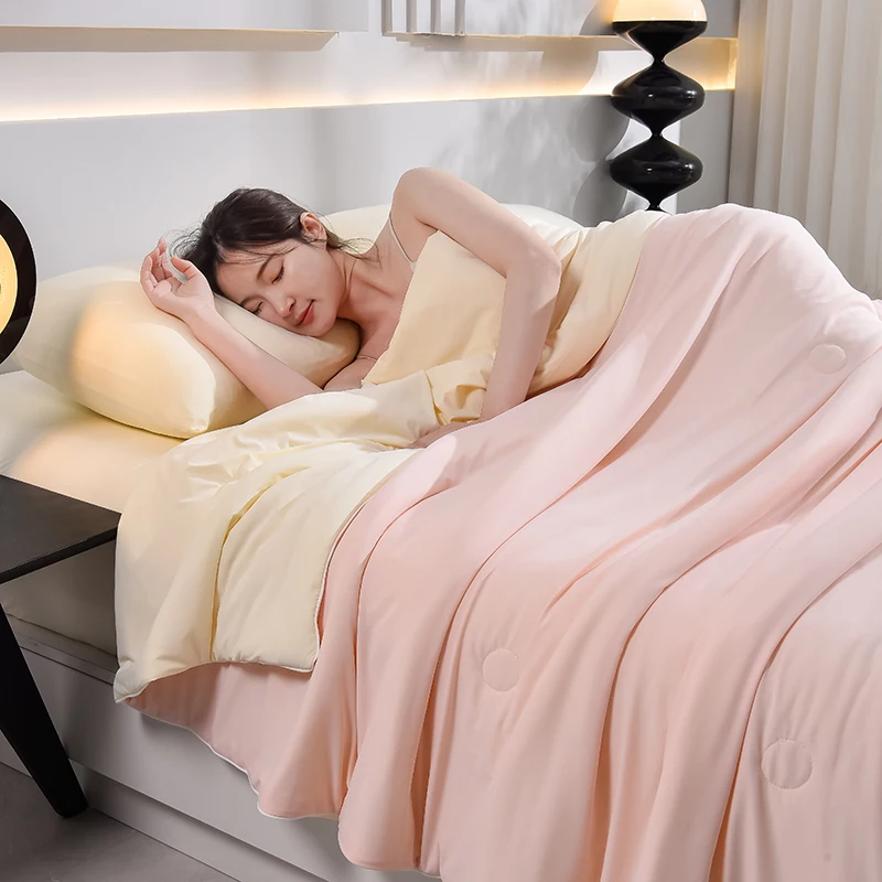 1 pcs Cooling Summer Quilt 2026 New Solid Color Ice Cream Single Double Air Conditioner Blanket Quilt Machine Washable
1 pcs Cooling Summer Quilt 2026 New Solid Color Ice Cream Single Double Air Conditioner Blanket Quilt Machine Washable