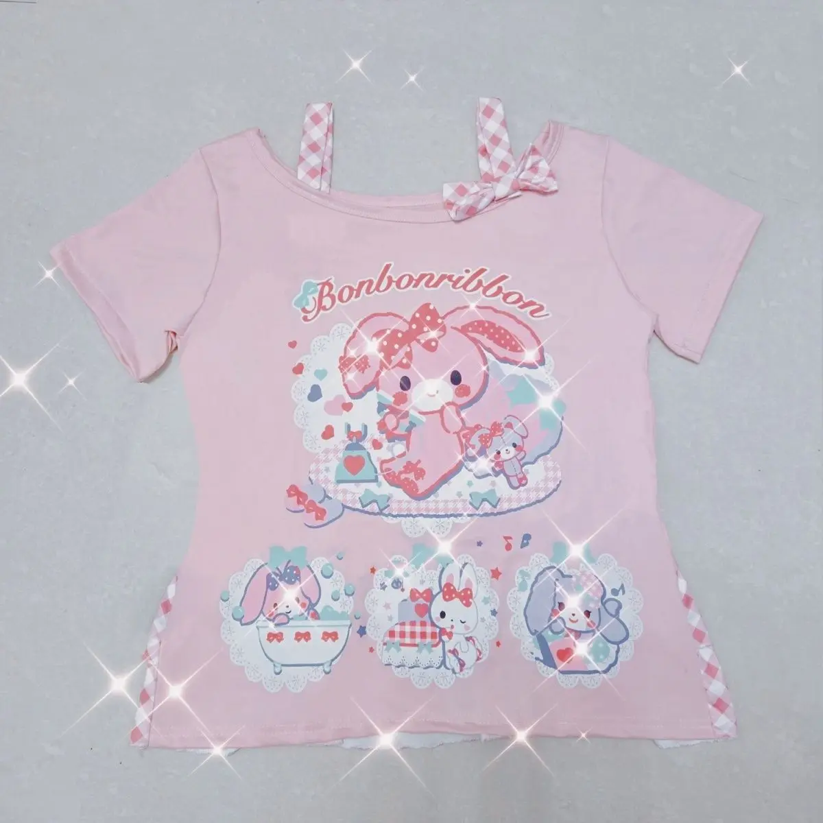 Japan Kawaii Cartoon Print Daughter's Clothing Spring Summer Sweet Short Sleeve Top Fake Two Piece All-match Casual Y2k Tshirts
Japan Kawaii Cartoon Print Daughter's Clothing Spring Summer Sweet Short Sleeve Top Fake Two Piece All-match Casual Y2k Tshirts