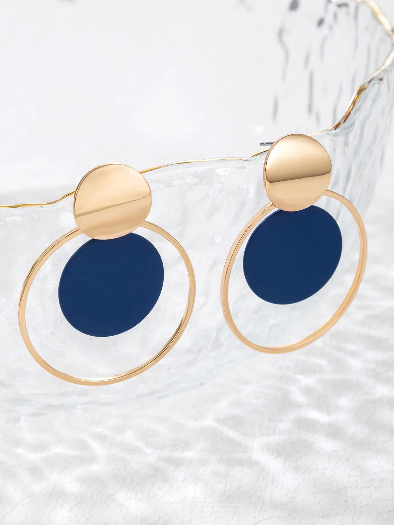 Geometric Round Drop Earrings For Women
Geometric Round Drop Earrings For Women