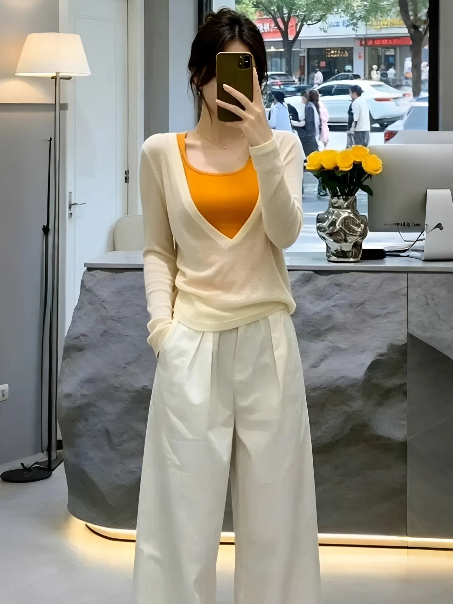 Unique Beautiful Summer Small Set 2026 New Simple Pure Color Vest Long Sleeve Knitted Commute Two Piece Set Women's Fashion
Unique Beautiful Summer Small Set 2026 New Simple Pure Color Vest Long Sleeve Knitted Commute Two Piece Set Women's Fashion