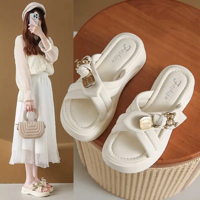 Домашние тапочки с круглым носом и Т-образным ремешком, кроссовки, баскетбольные баскетбольные кроссовки, сандалии на плоской подошве для женщин, спортивные Новое поступление, элитные
Домашние тапочки с круглым носом и Т-образным ремешком, кроссовки, баскетбольные баскетбольные кроссовки, сандалии на плоской подошве для женщин, спортивные Новое поступление, элитные