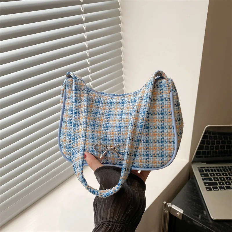 Женские сумки на плечо в клетку с бантом, легкая портативная женская сумка подмышки, простые универсальные женские сумки для телефонов, клатч
Женские сумки на плечо в клетку с бантом, легкая портативная женская сумка подмышки, простые универсальные женские сумки для телефонов, клатч