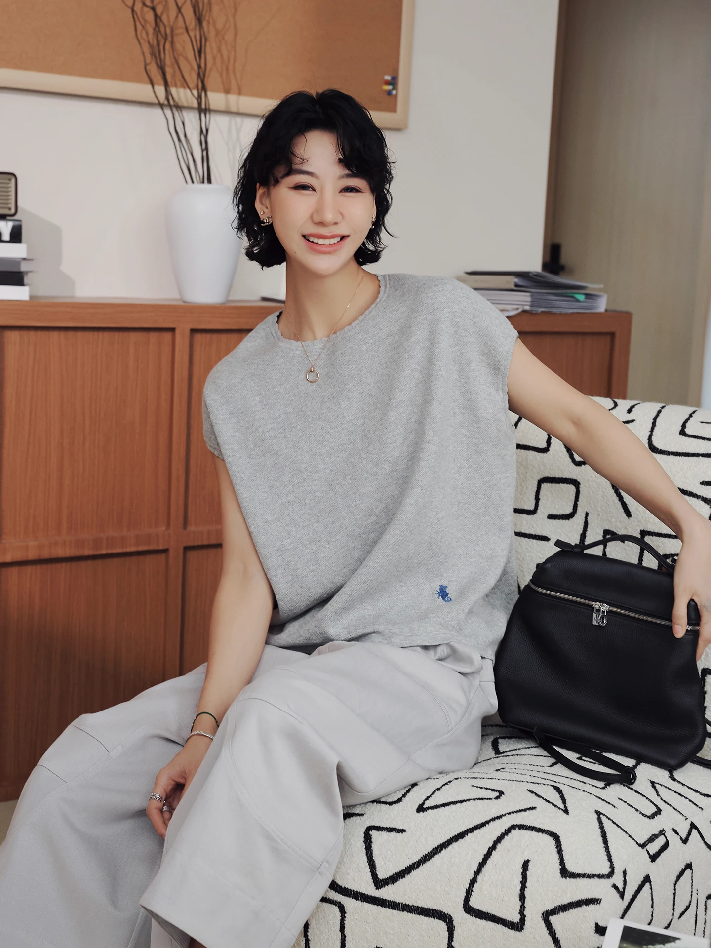 Loose Fit Knitted Cotton Vest Women's New Style Moon Tooth Texture Short Sleeve TT Atelier Simple Style Daily Wear
Loose Fit Knitted Cotton Vest Women's New Style Moon Tooth Texture Short Sleeve TT Atelier Simple Style Daily Wear