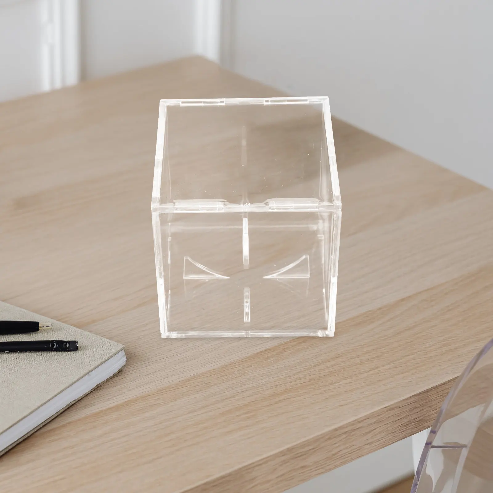 Clear Acrylic Baseball Display Case Compact Space Saving Ball Holder for Sports Souvenir Collection Display Showcase Box
Clear Acrylic Baseball Display Case Compact Space Saving Ball Holder for Sports Souvenir Collection Display Showcase Box