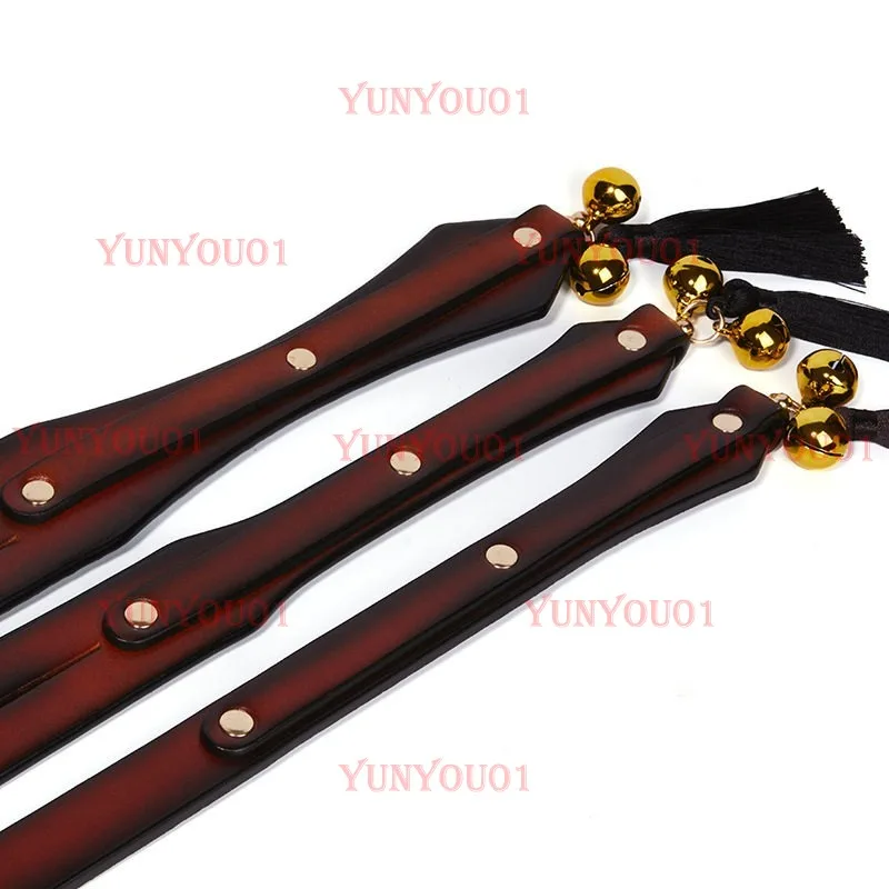 Tassel Leather Beat Small Circle Practice Cowhide Pointer Props Three-layer Bifurcated Beat Whip
Tassel Leather Beat Small Circle Practice Cowhide Pointer Props Three-layer Bifurcated Beat Whip