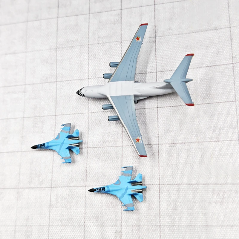 1Set 1/700 Scale IL-76 Strategic Transport Aircraft Su-35 Fighter Jet Resin Model Simulation Colored Airplane Static Ornament
1Set 1/700 Scale IL-76 Strategic Transport Aircraft Su-35 Fighter Jet Resin Model Simulation Colored Airplane Static Ornament